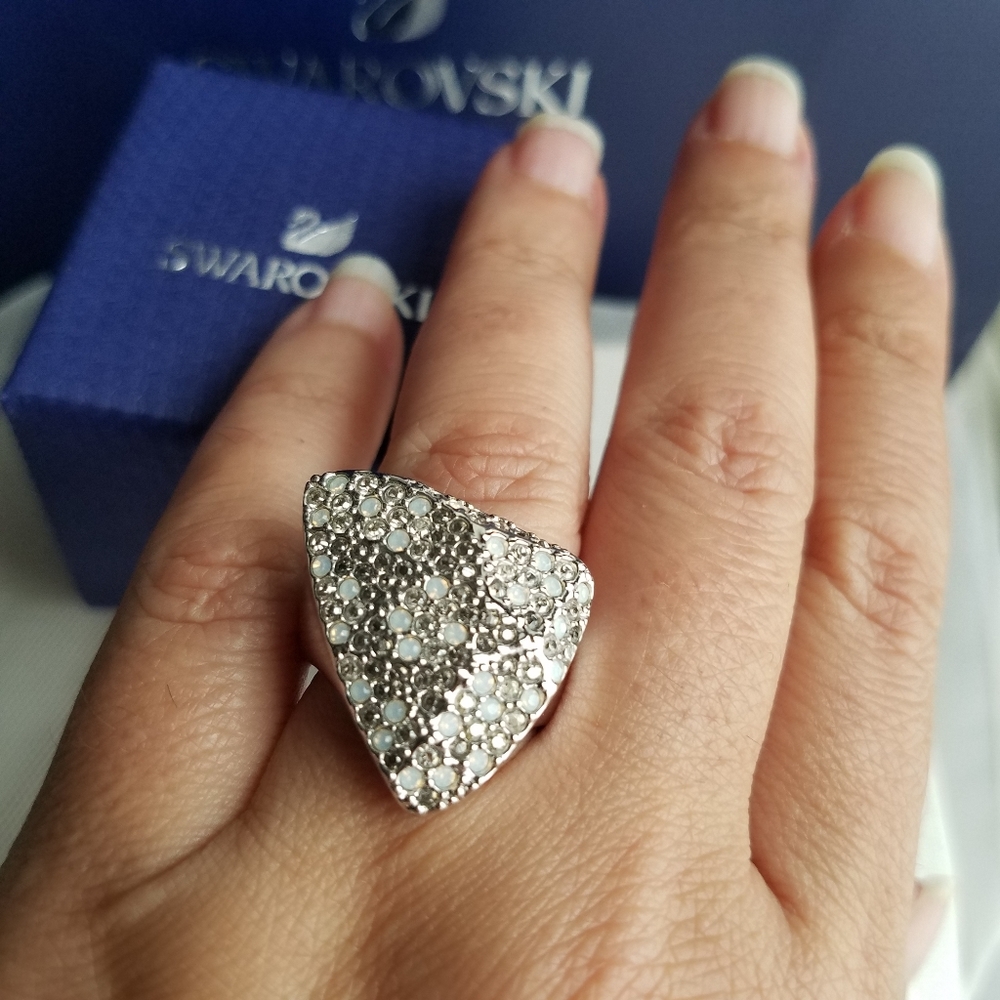 Authentic Swarovski Triangle Pave Contemporary Ri… - image 7